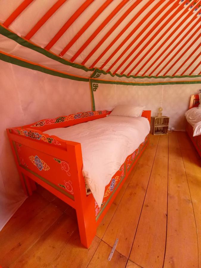 A Ventoux Yourte Monieux Экстерьер фото